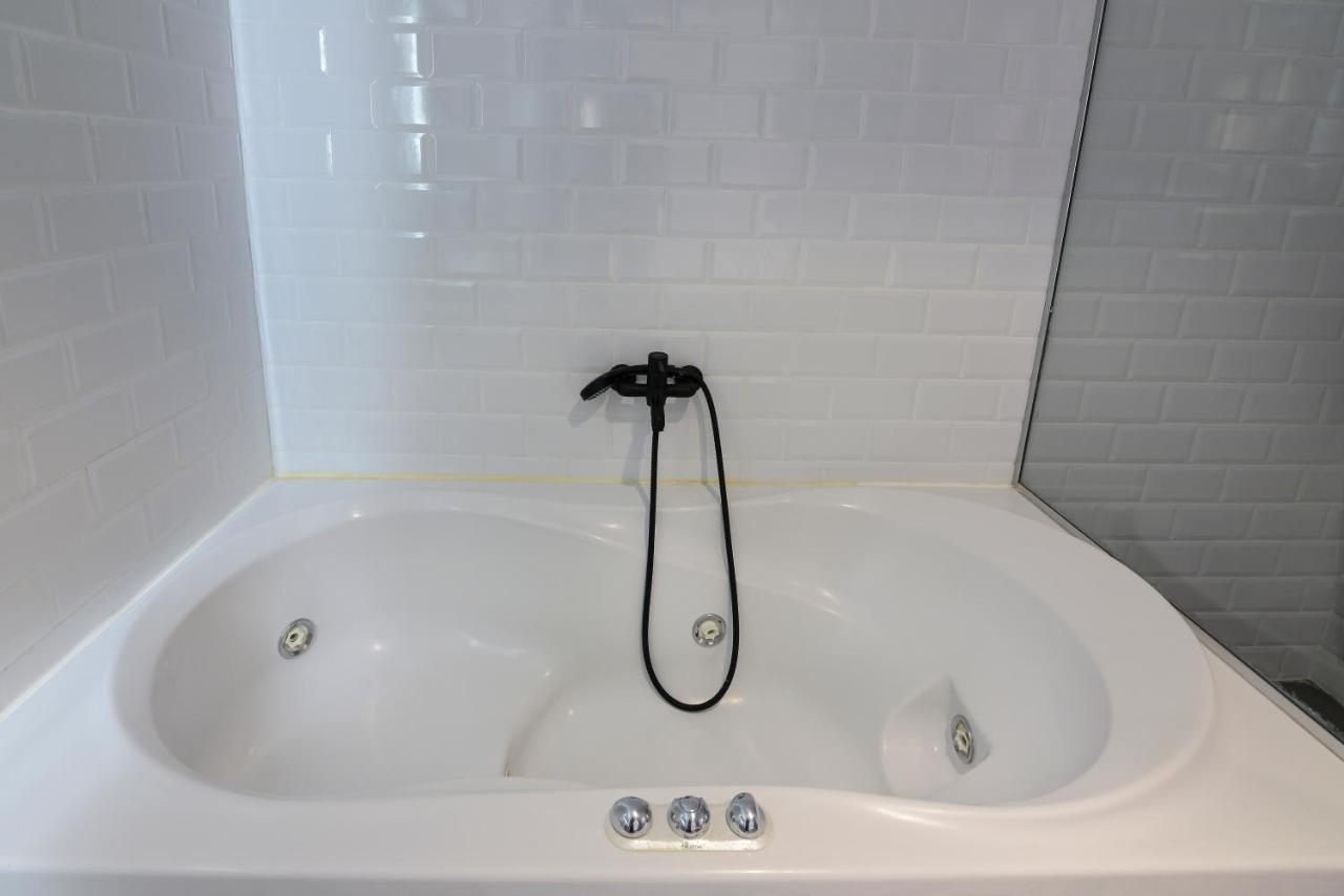 Appartement Aris In Psiri à Athènes Extérieur photo